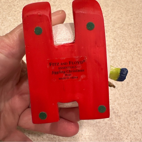 Fritz and Floyd essentials jiggling Christmas snowman - Picture 7 of 11